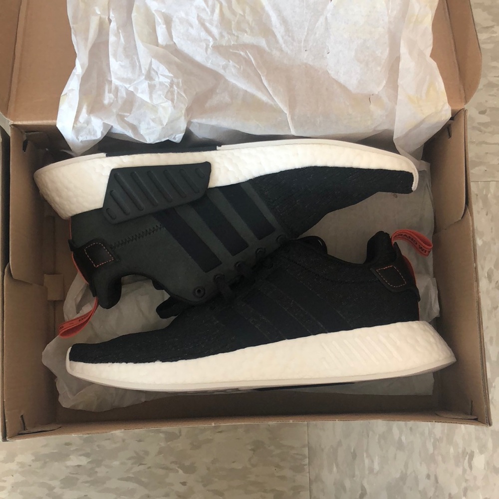 ADIDAS NMD2 black